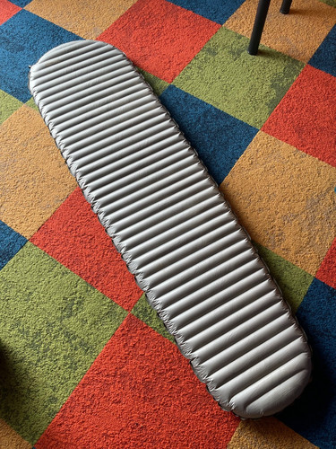 Therm rest neoair - therm-a-rest,